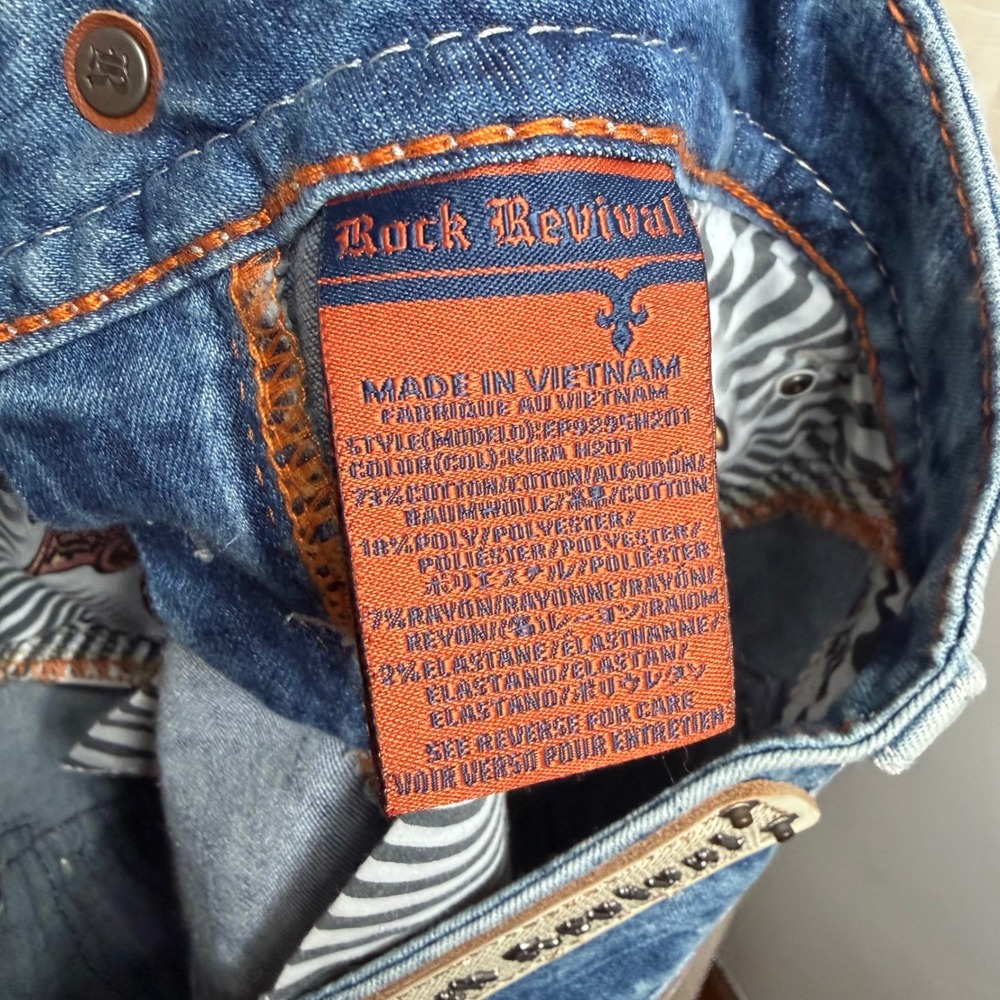 NWOT Rock Revival Kira Denim Shorts Embellished Acid Wash Sequins Blue Womens 25 - Picture 8 of 8